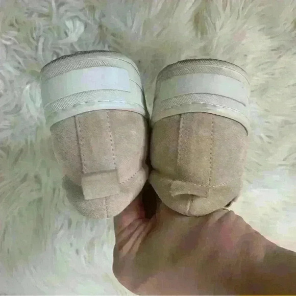 DANIEL Scilla Nude Suede Pearl Embellished Flatform Trainer sz 6 - Picture 10 of 13